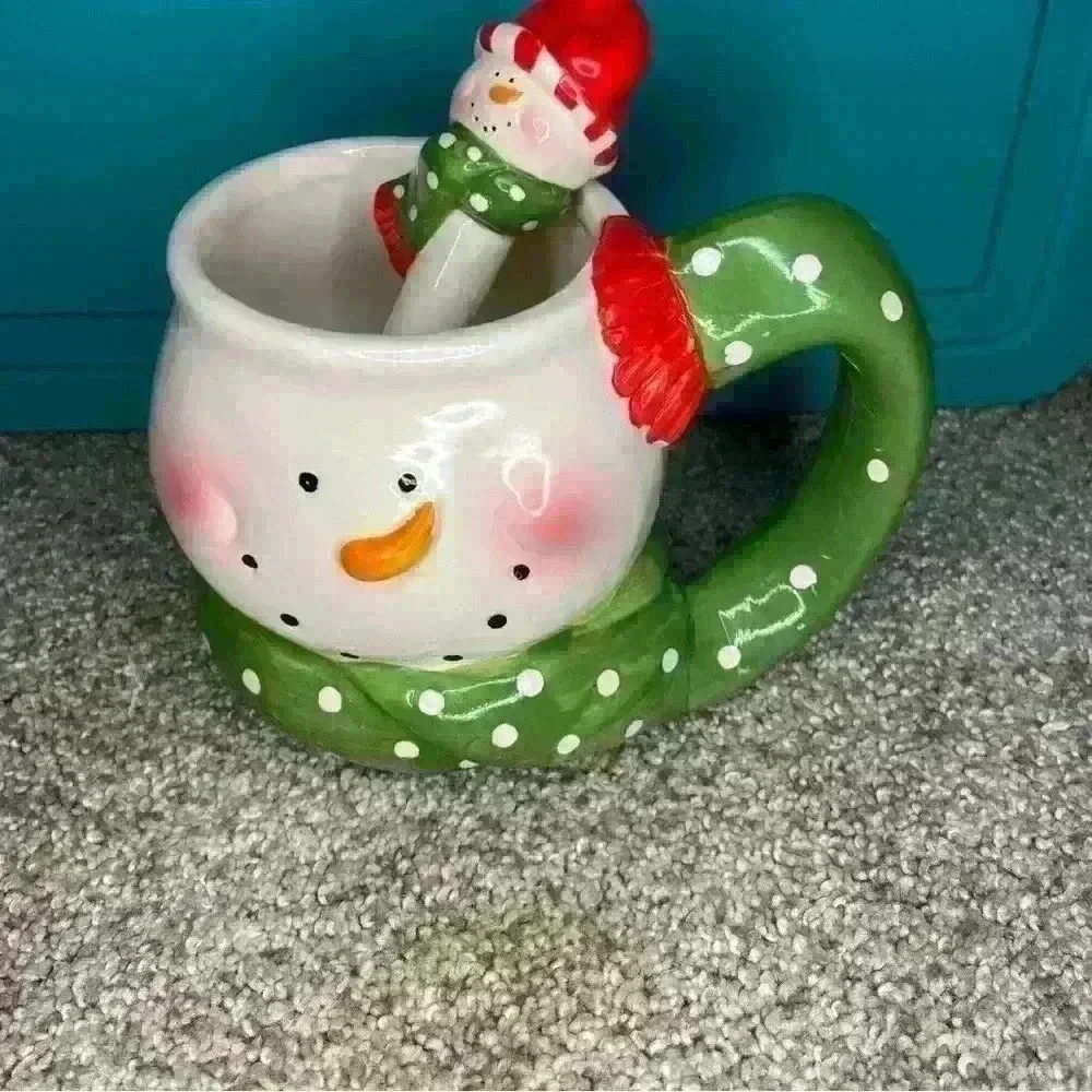 Christmas Snowman Coffe Mug Cup and‎ Spoon Dark Green/White Snow Winter Ceramic